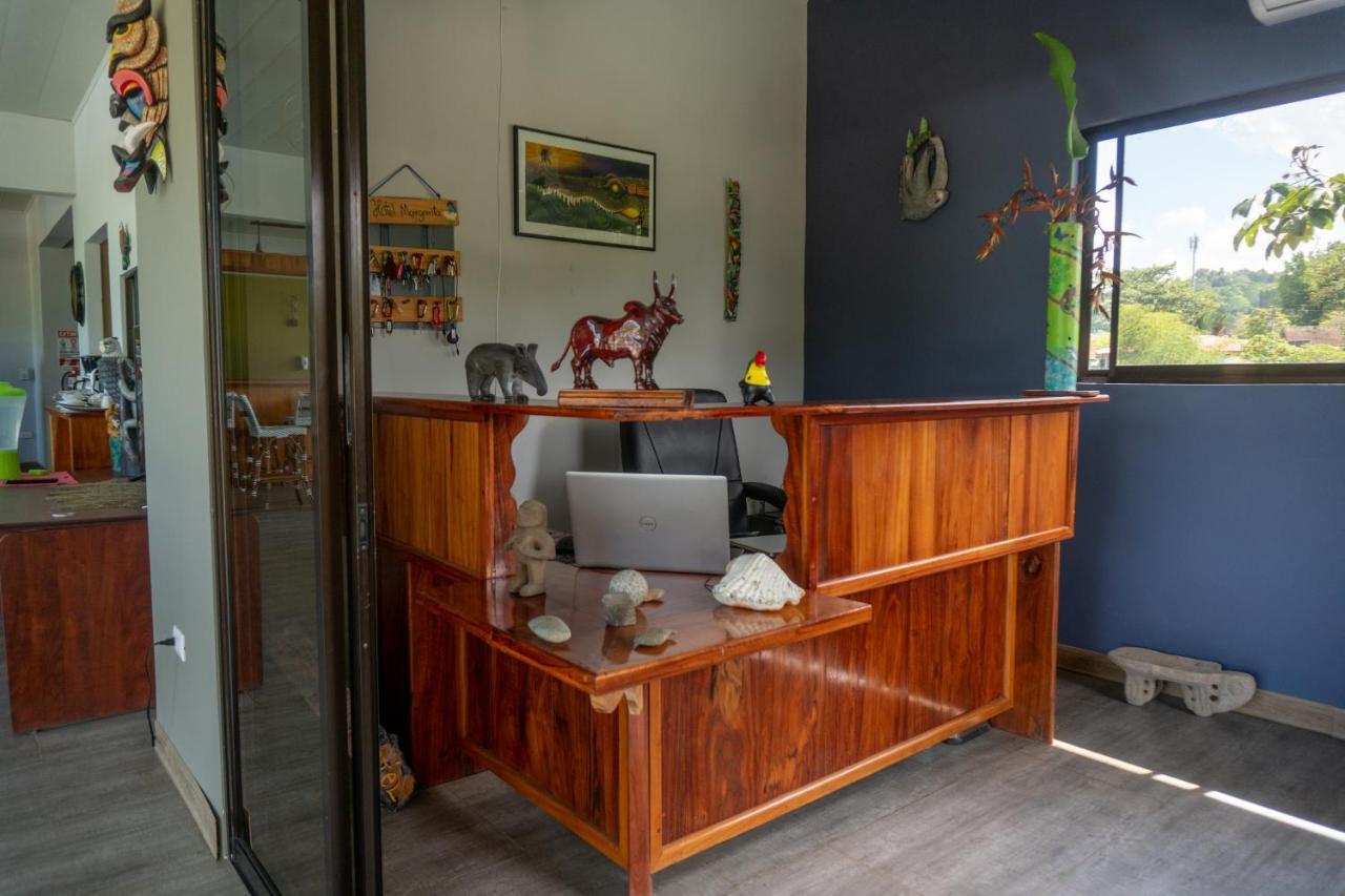 Hotel Margarita And Tour Operator Drakes Bay エクステリア 写真