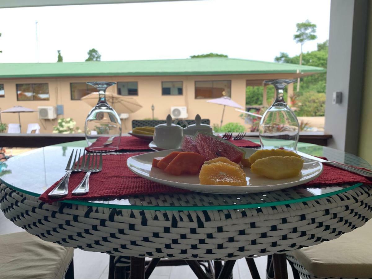 Hotel Margarita And Tour Operator Drakes Bay エクステリア 写真